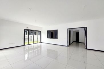 Hevea Elmina Gardens