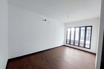 Hevea Elmina Gardens