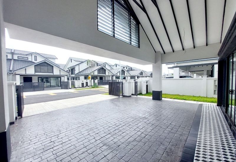 Hevea Elmina Gardens