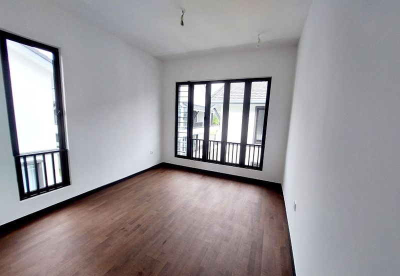 Hevea Elmina Gardens