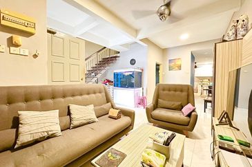 Murah! Renovated & Extended Double Storey Az-Zaharah Puncak Alam Fasa 2 (Individual Title Ready!)