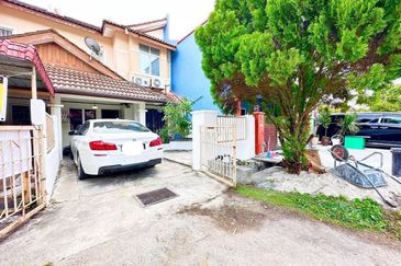 Murah! Renovated & Extended Double Storey Az-Zaharah Puncak Alam Fasa 2 (Individual Title Ready!)