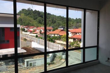 Perdana Heights