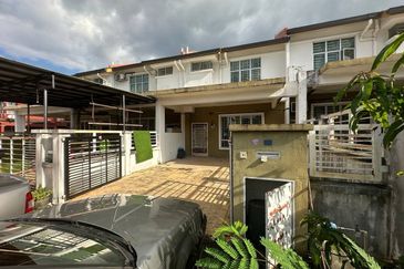 Double Storey Puncak Alam Fasa 3, Jln Cakera Purnama