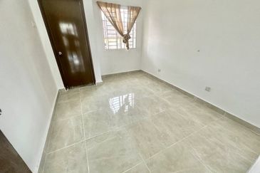 Double Storey Puncak Alam Fasa 3, Jln Cakera Purnama