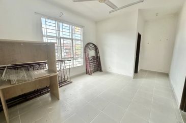 Double Storey Puncak Alam Fasa 3, Jln Cakera Purnama