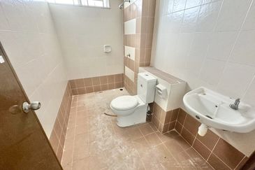 Double Storey Puncak Alam Fasa 3, Jln Cakera Purnama