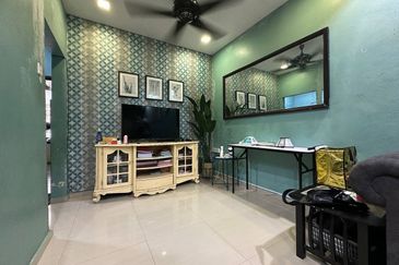 Renovated Double Storey Terrace Puncak Alam Fasa 3, Best Price!