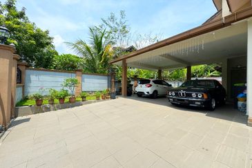 Sungai Buloh Country Resort