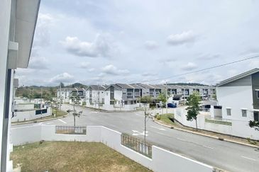 Laman Haris @ Eco Grandeur