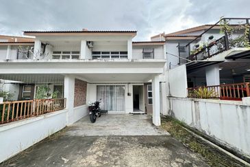Alam Suria, Puncak Alam, Double Storey Superlink For Sale - Double Frontage House