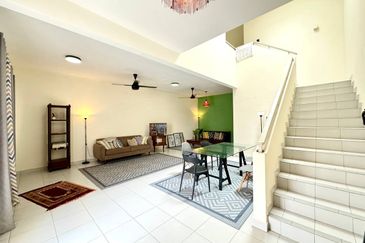 Alam Suria, Puncak Alam, Double Storey Superlink For Sale - Double Frontage House