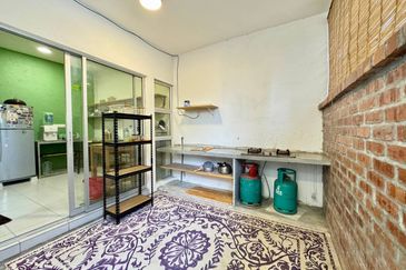 Alam Suria, Puncak Alam, Double Storey Superlink For Sale - Double Frontage House