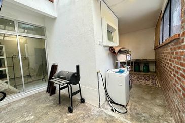 Alam Suria, Puncak Alam, Double Storey Superlink For Sale - Double Frontage House