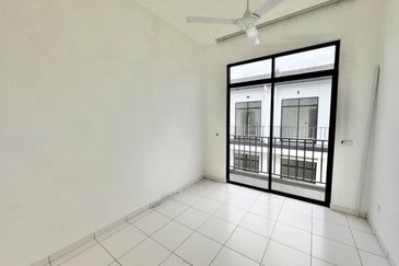 Puncak Alam, Graham Garden Eco Grandeur (4Bedroom) For Sale. Cheapest Price Offer!