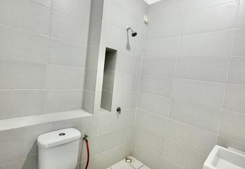 Puncak Alam, Graham Garden Eco Grandeur (4Bedroom) For Sale. Cheapest Price Offer!