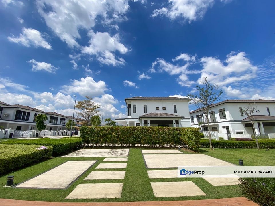 Graham Garden, Eco Grandeur, Puncak Alam - End Lot with Patio, Double Storey For Sale (Fully Furnished & Near To Surau), Selangor, Bandar Puncak Alam