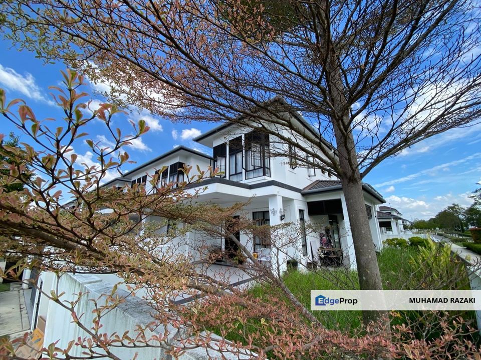 Graham Garden, Eco Grandeur, Puncak Alam - End Lot with Patio, Double Storey For Sale (Fully Furnished & Near To Surau), Selangor, Bandar Puncak Alam