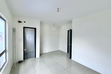 Irama Perdana LBS, Puncak Alam, Double Storey Terrace House For Sale