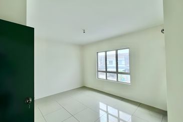 Irama Perdana LBS, Puncak Alam, Double Storey Terrace House For Sale