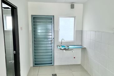 Irama Perdana LBS, Puncak Alam, Double Storey Terrace House For Sale