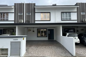 Irama Perdana LBS, Puncak Alam, Double Storey Terrace House For Sale