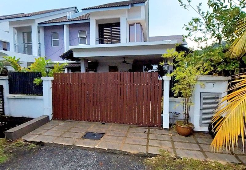 Bayu Suria, Puncak Alam, Corner Lot Semi-D Cluster For Sale, Extra 20ft Side Land!