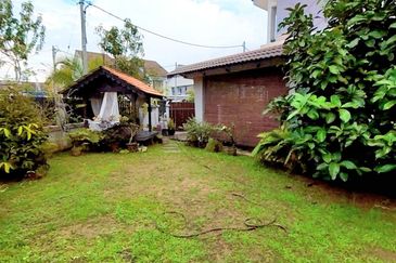 Bayu Suria, Puncak Alam, Corner Lot Semi-D Cluster For Sale, Extra 20ft Side Land!