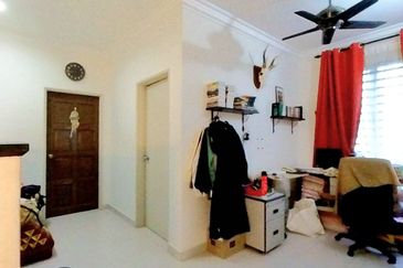 Bayu Suria, Puncak Alam, Corner Lot Semi-D Cluster For Sale, Extra 20ft Side Land!