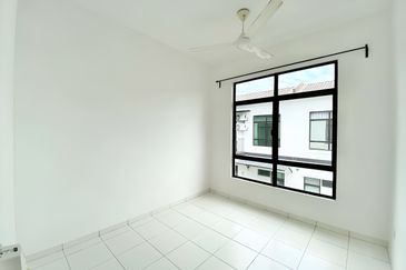 Graham Garden (4Bedroom), Eco Grandeur, Puncak Alam Double Storey Terrace House For Sale. Dekat dengan Surau & Gym!