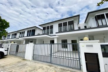 Graham Garden (4Bedroom), Eco Grandeur, Puncak Alam Double Storey Terrace House For Sale. Dekat dengan Surau & Gym!