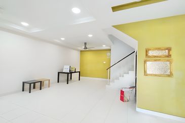 Lavender Ville, Puncak Alam Fasa 2, Double Storey Terrace For Sale! Dekat dengan Masjid.