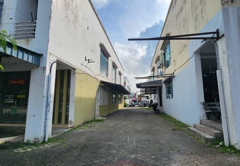 Famous Area Taman Gaya with Renovated and set up Shoplot 