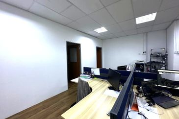 Taman Mount Austin Commercial