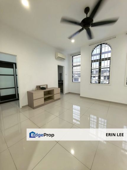 Renovated House worth to price at Desa Cemerlang, Johor, Ulu Tiram
