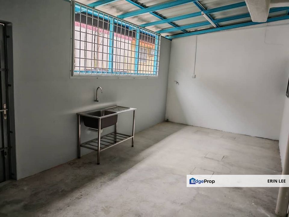 taman berlian Terrace House , Johor, Yong Peng