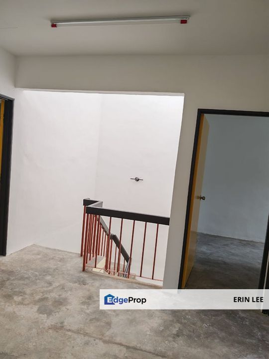 taman berlian Terrace House , Johor, Yong Peng