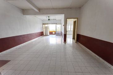 Tanjong Puteri Resort Apartment