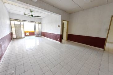 Tanjong Puteri Resort Apartment