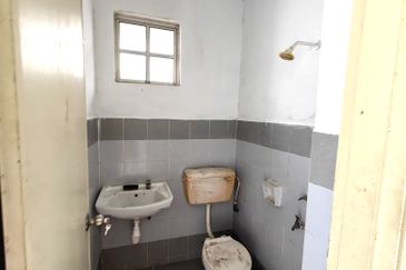 Tanjong Puteri Resort Apartment