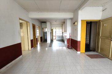 Tanjong Puteri Resort Apartment