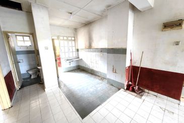 Tanjong Puteri Resort Apartment