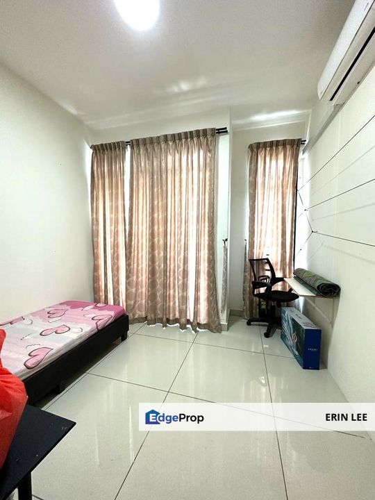 Renovated Semi House with Seven Rooms Plus Rental Kempas Indah, Johor, Johor Bahru