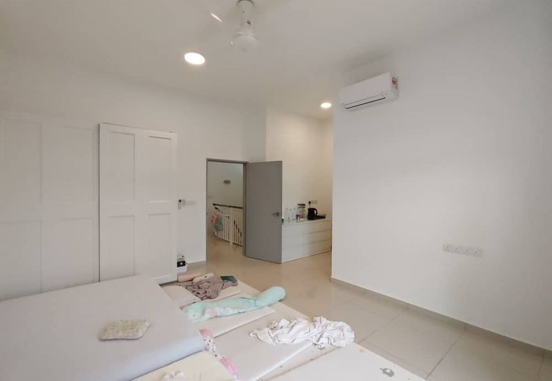 Horizon Hills Woodlands 7A Double storey Terrace house 