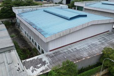 Semi Detached Big Space with Covered Factory 