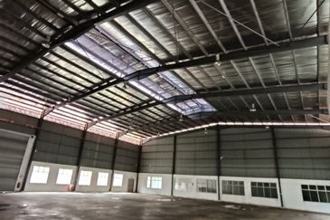 Semi Detached Big Space with Covered Factory 