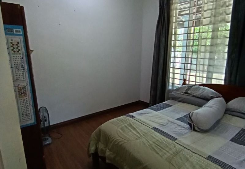 Coner Lot 1 Strorey Below Market seksyen 12 Bandar Baru Bangi