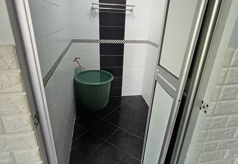 Coner Lot 1 Strorey Below Market seksyen 12 Bandar Baru Bangi