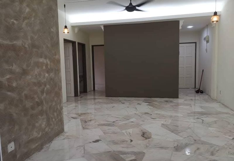 Kekwa Apartment @ Putra Perdana