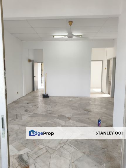 Kekwa Apartment, Taman Putra Perdana, Puchong, For Sale , Selangor, Puchong